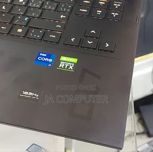 New Laptop HP Omen 17 32GB Intel Core I7 SSD 2T