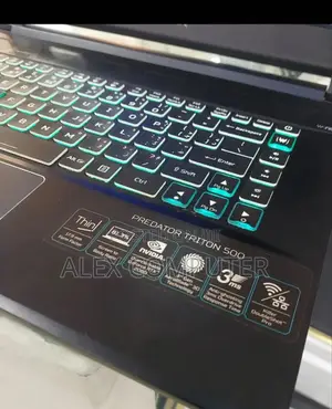 New Laptop Acer Predator Triton 500 SE 16GB Intel Core I7 SSD 512GB
