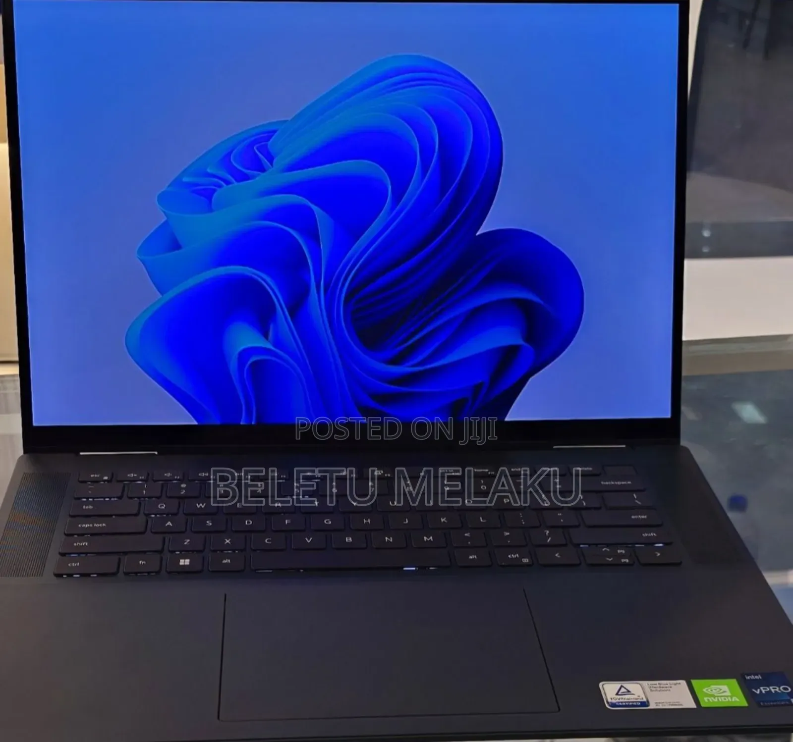 New Laptop Dell Inspiron 15 16GB Intel Core I7 SSD 1T