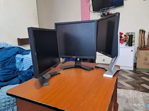 Photo - LCD Monitor for Sale.Quantity 6