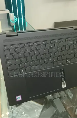 New Laptop Lenovo Yoga 7i 16GB Intel Core Ultra 7 SSD 1T