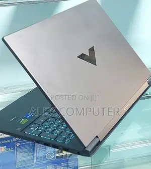 New Laptop HP Victus 15 16GB Intel Core I7 SSD 1T