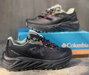 Colombia High Master Quality Water Proof Shoes for Hiking