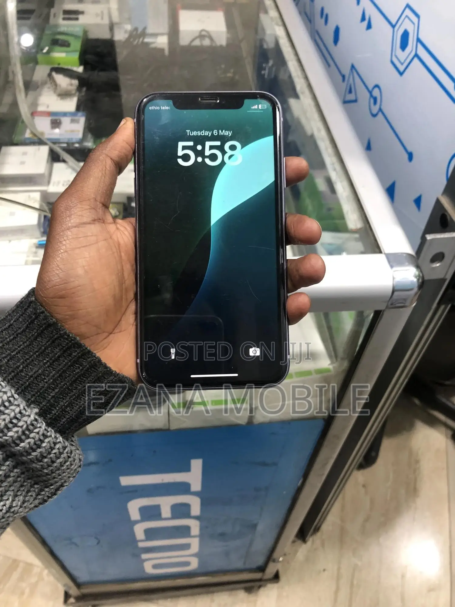 Apple iPhone 11 64 GB Purple