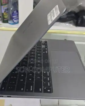 New Laptop Apple MacBook Air 2020 M1 8GB Intel Core I5 SSD 256GB