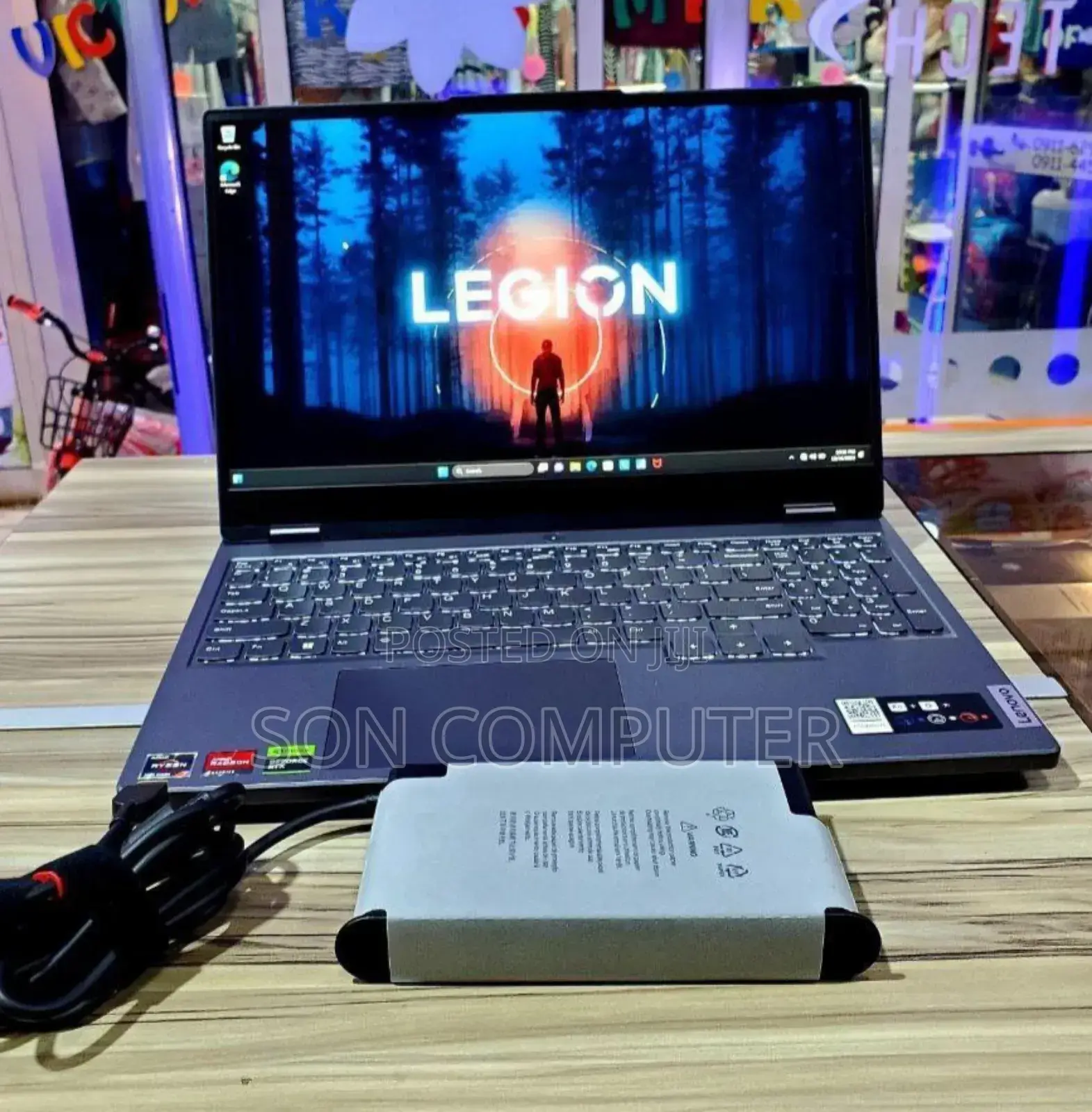 New Laptop Lenovo Legion 5 16GB AMD Ryzen 7 SSD 1T