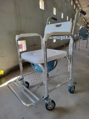 Photo - Waterproof Shower Toilet Chair፮窃elder/Patient Can Drag 150kg