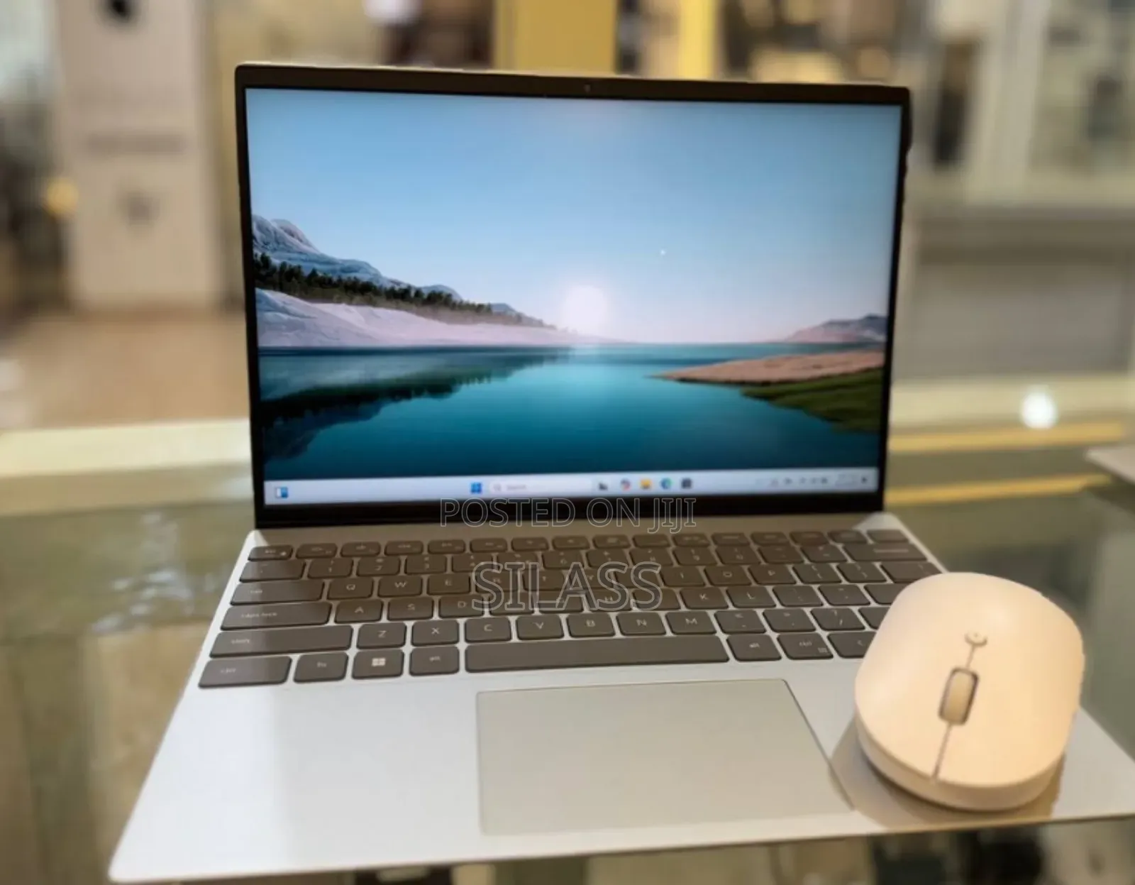 New Laptop Dell 16GB Intel Core I5 SSD 512GB