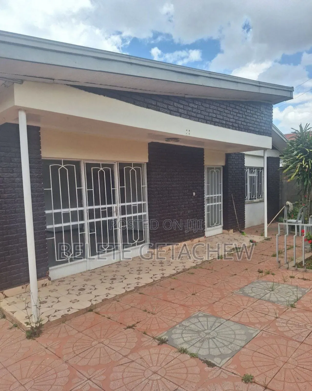 4bdrm Villa in Ayat Zone , Villa, Bole for sale