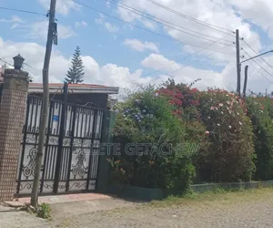 4bdrm Villa in Ayat Zone , Villa, Bole for sale