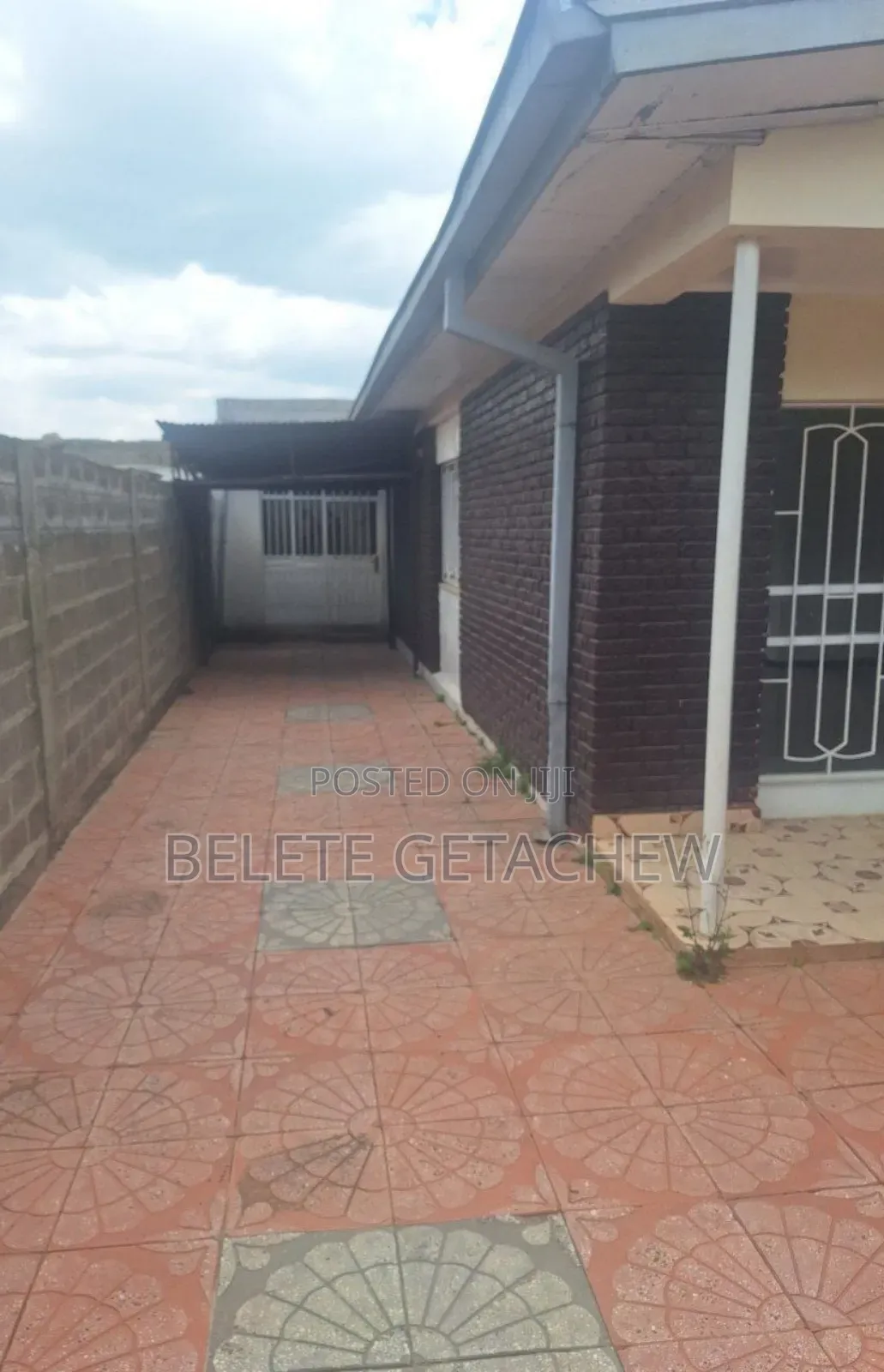 4bdrm Villa in Ayat Zone , Villa, Bole for sale