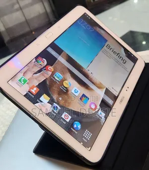 New Laptop Samsung 2GB SSD 16 GB