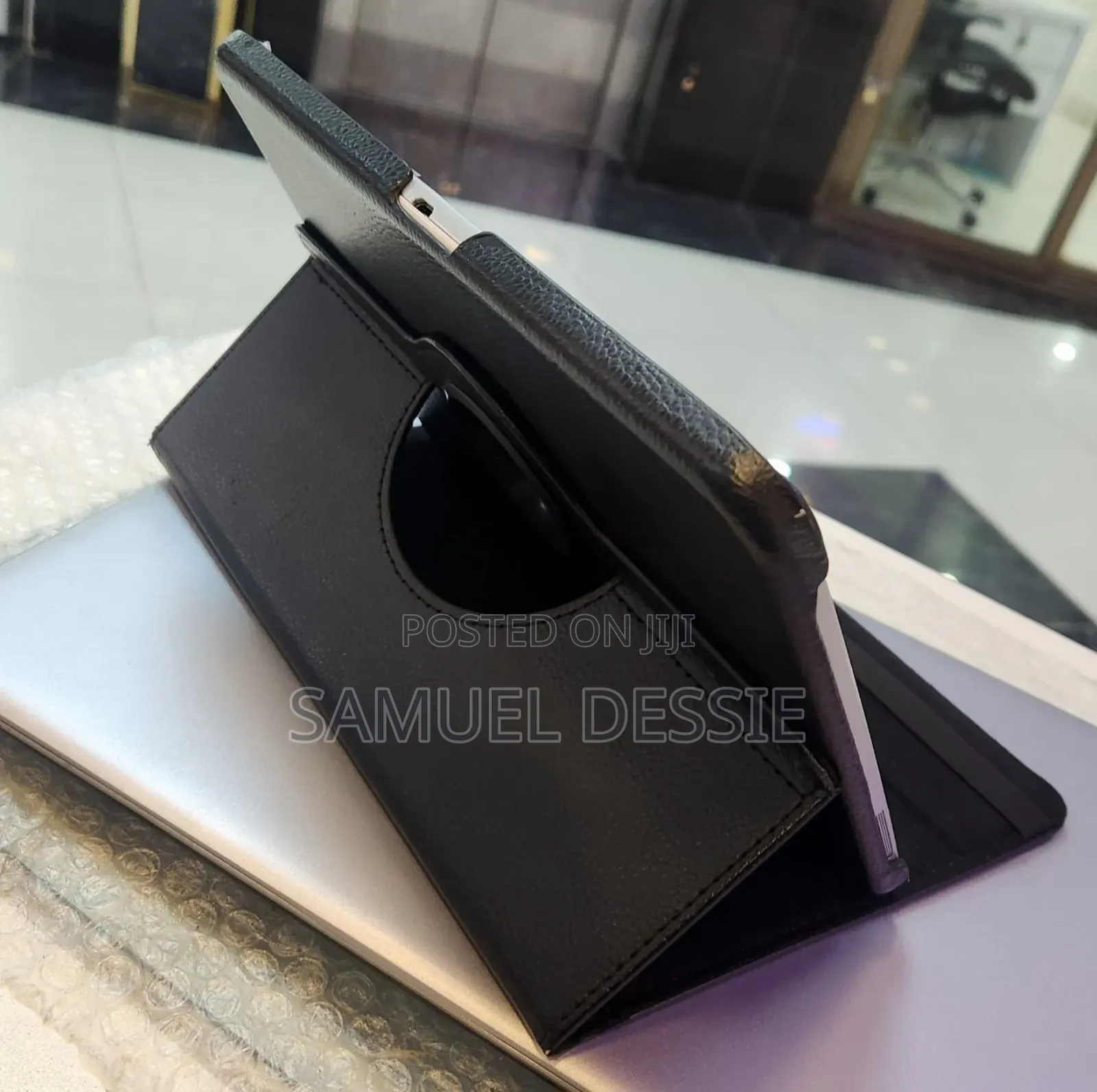 New Laptop Samsung 2GB SSD 16 GB