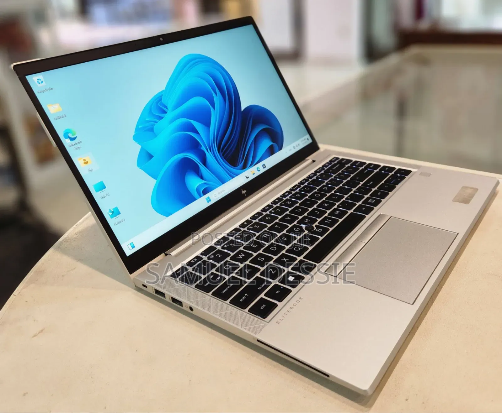 New Laptop HP EliteBook 840 G8 16GB Intel Core I5 SSD 512GB