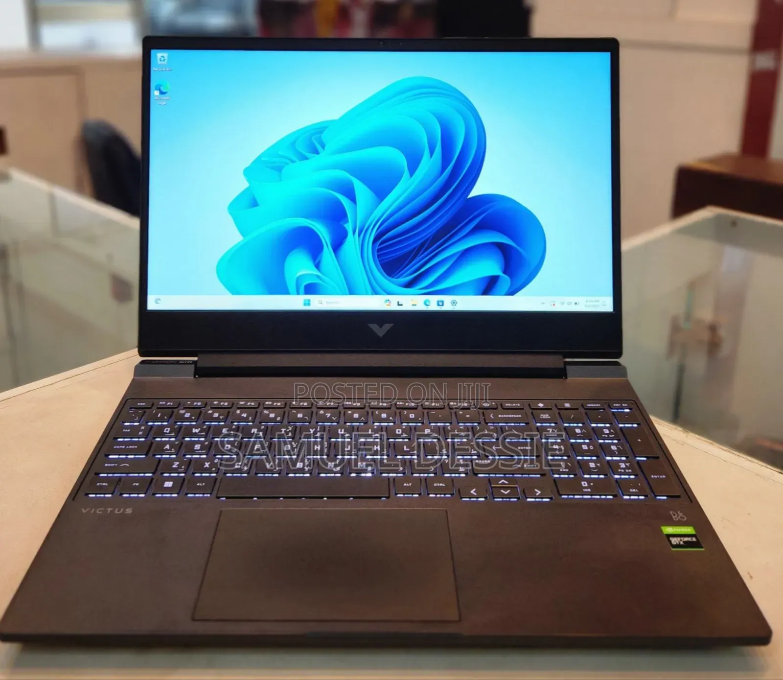 New Laptop HP Victus 15 8GB AMD Ryzen 5 SSD 512GB