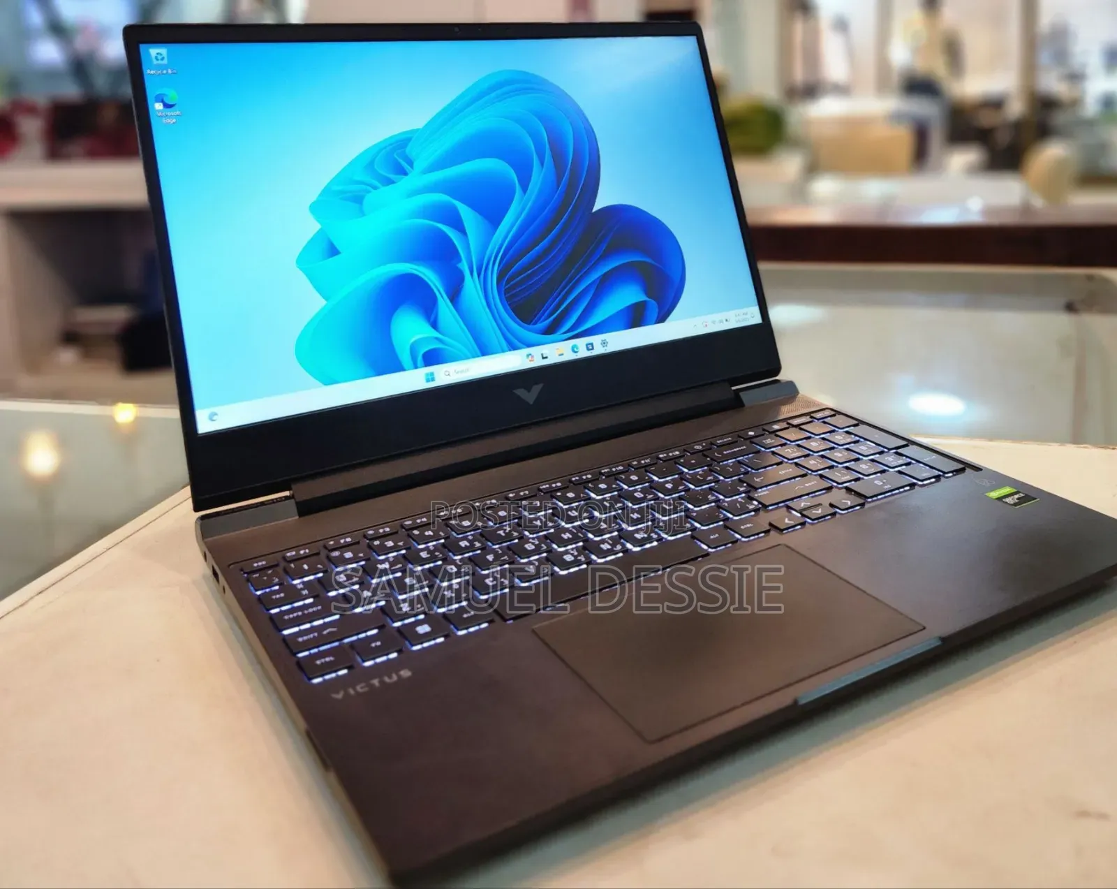 New Laptop HP Victus 15 8GB AMD Ryzen 5 SSD 512GB