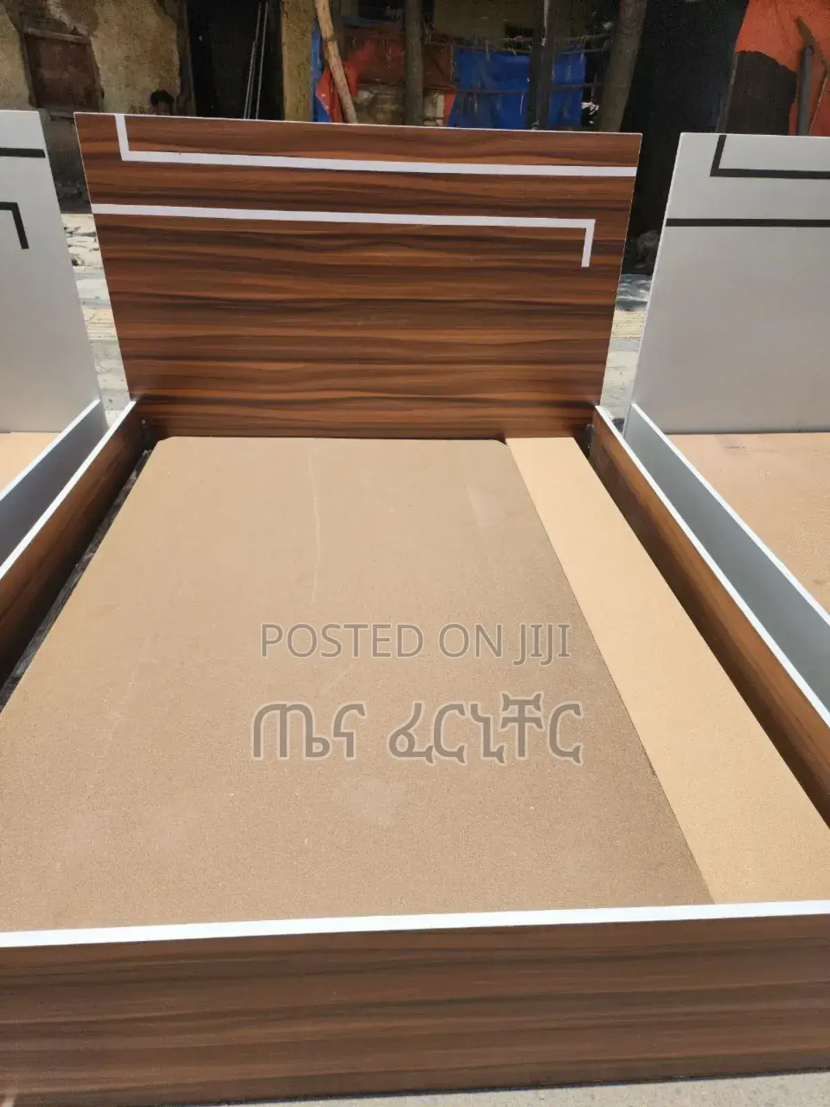 1.20 አልጋ ላምኔት