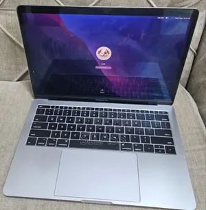 New Laptop Apple MacBook Pro 2017 16GB Intel Core I5 SSD 256GB