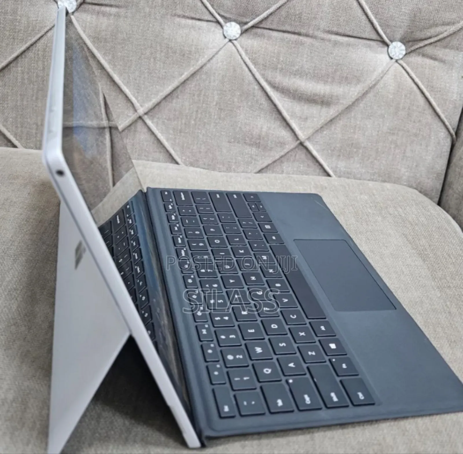 New Laptop Microsoft Surface Pro 7 8GB Intel Core I5 SSD 128GB