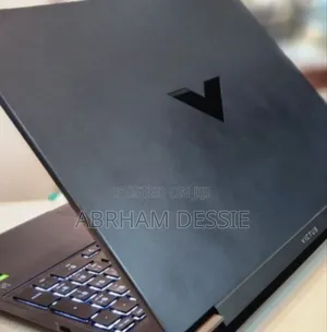 New Laptop HP Zbook Fury 15 G7 8GB AMD A6 SSD 512GB