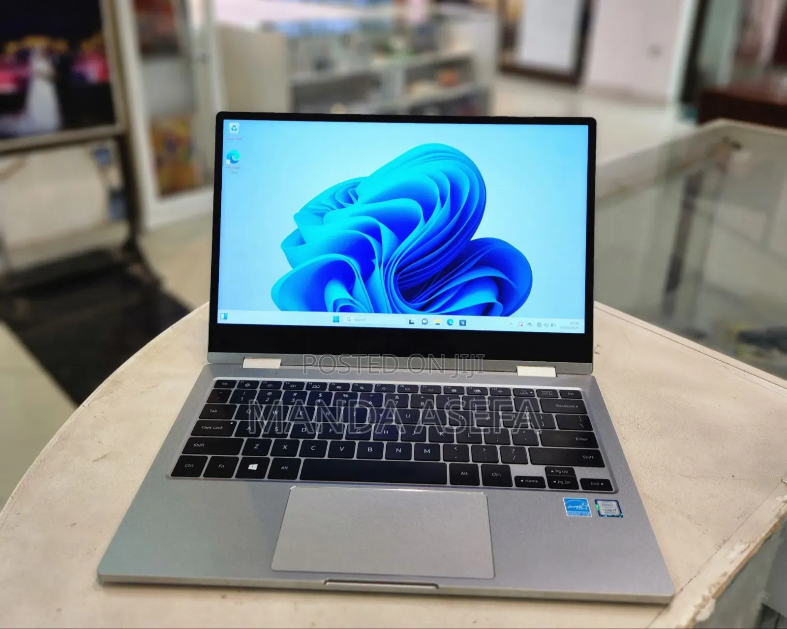 New Laptop Samsung 16GB Intel Core I7 SSD 512GB