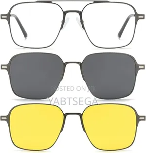 Photo - ሶስት በአንድ የያዘ መነጽር