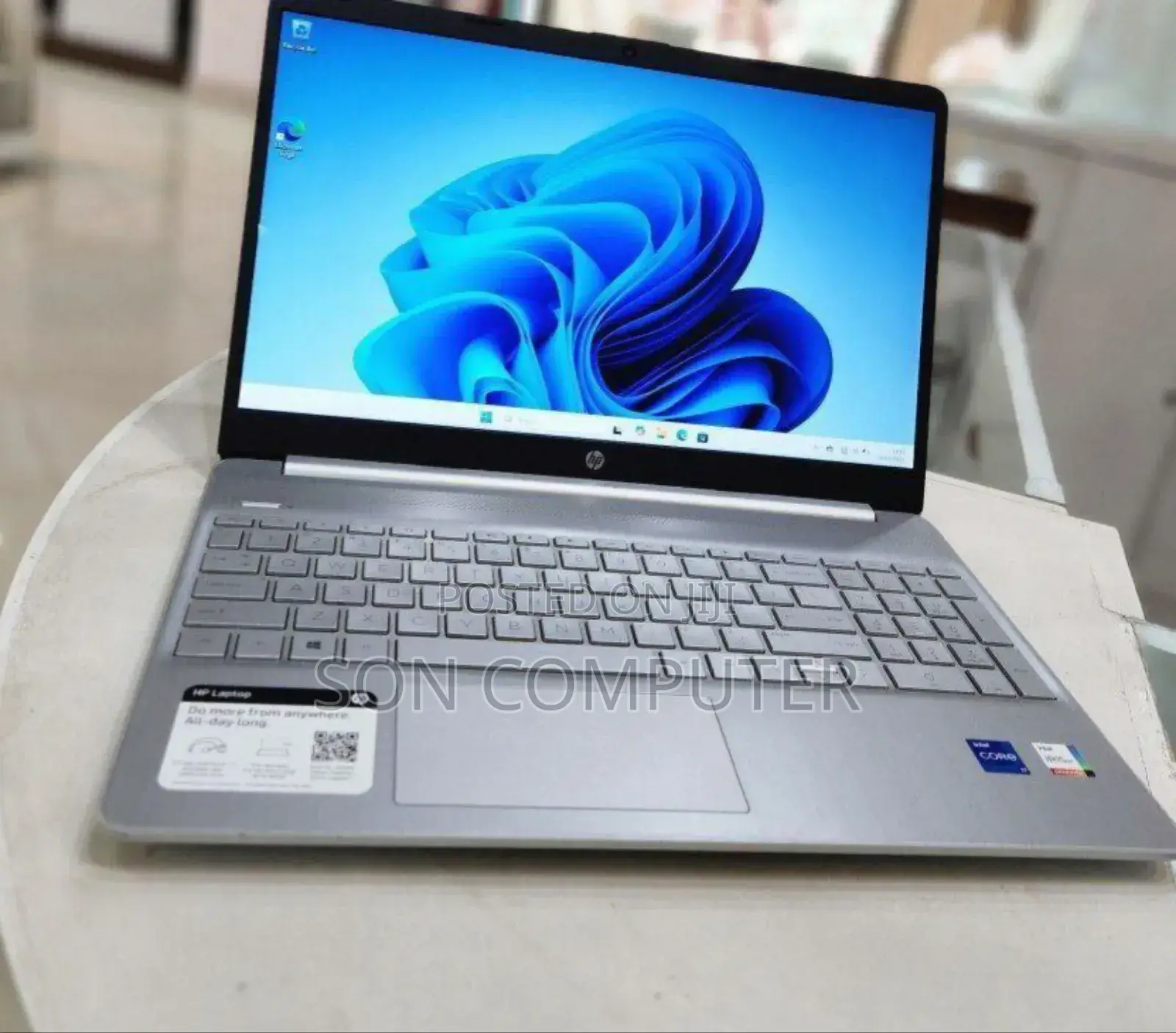 New Laptop HP Stream Notebook 8GB Intel Core I7 SSD 512GB
