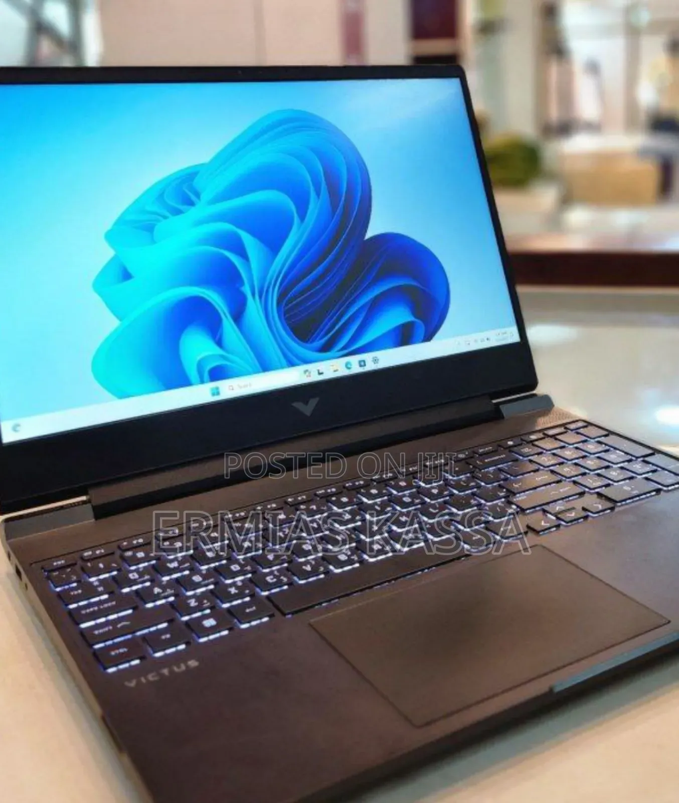 New Laptop HP Victus 16 8GB AMD Ryzen 5 SSD 512GB