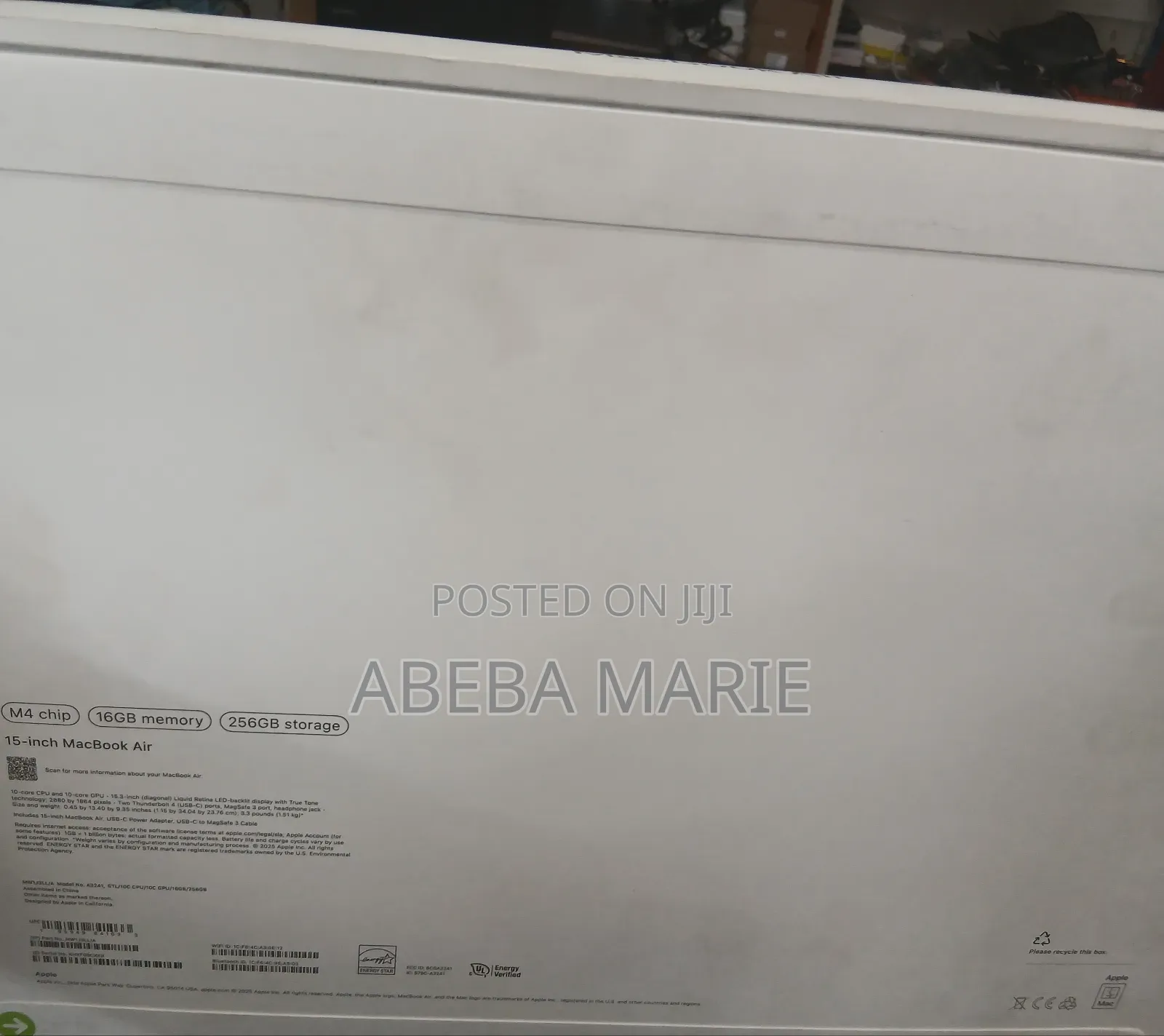 New Laptop Apple MacBook Air 2024 M3 15-Inch 16GB Apple M4 SSD 256GB