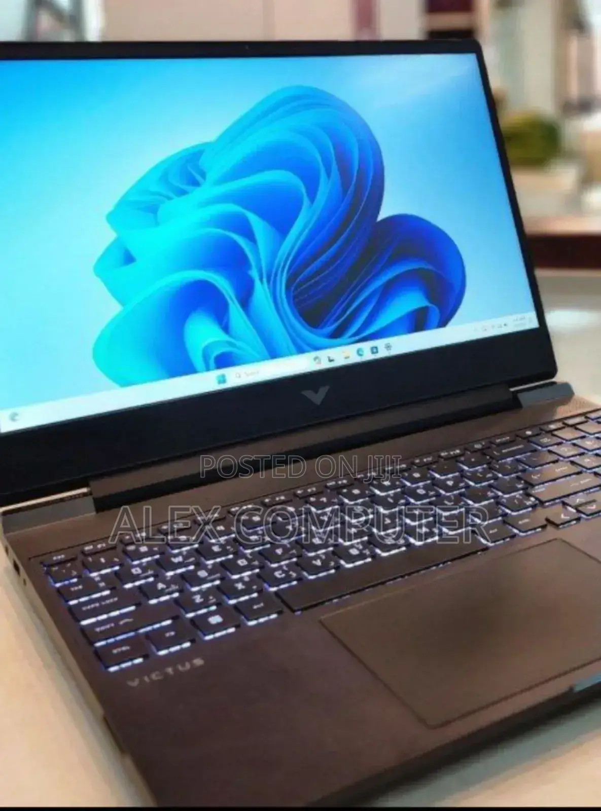 New Laptop HP Victus 15 8GB AMD Ryzen 5 SSD 512GB