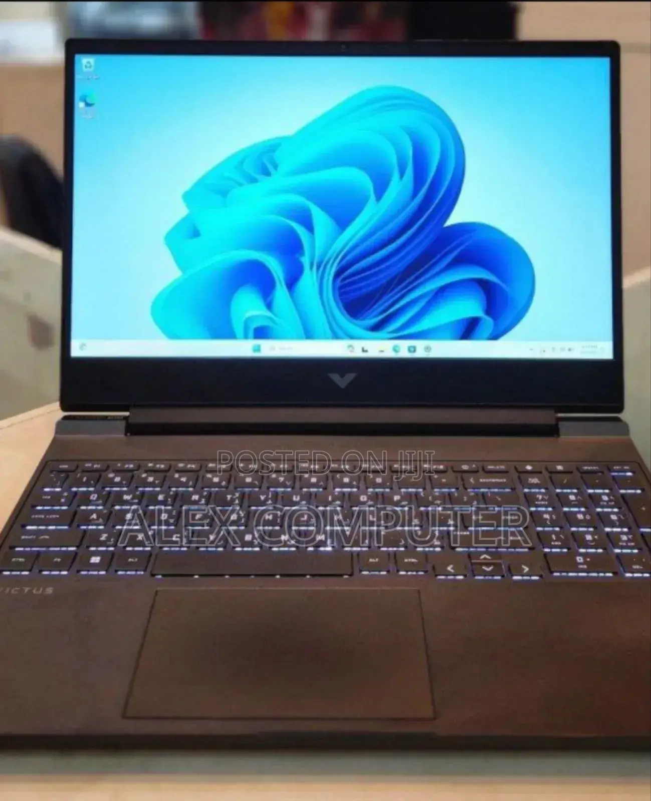 New Laptop HP Victus 15 8GB AMD Ryzen 5 SSD 512GB