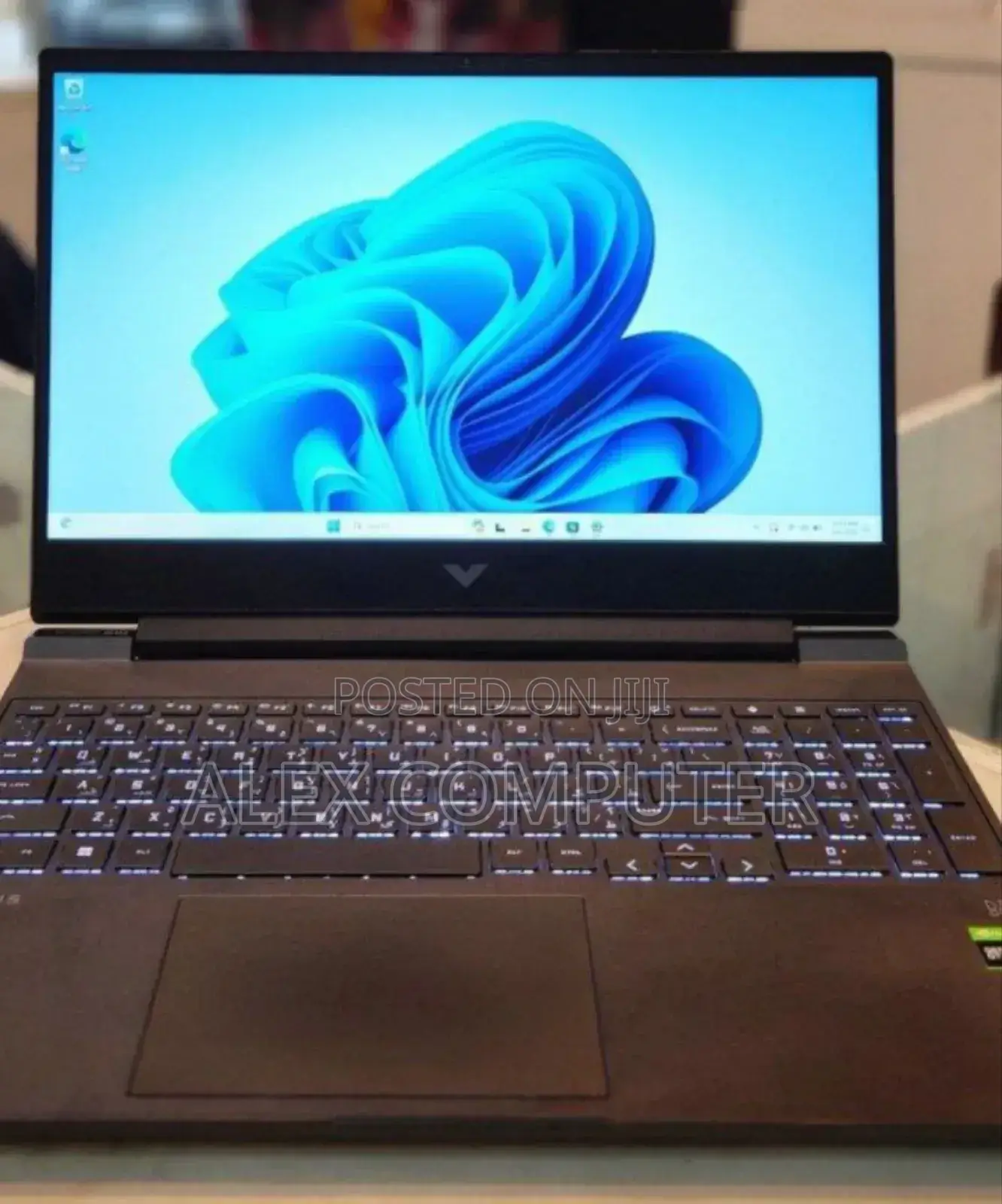New Laptop HP Victus 15 8GB AMD Ryzen 5 SSD 512GB