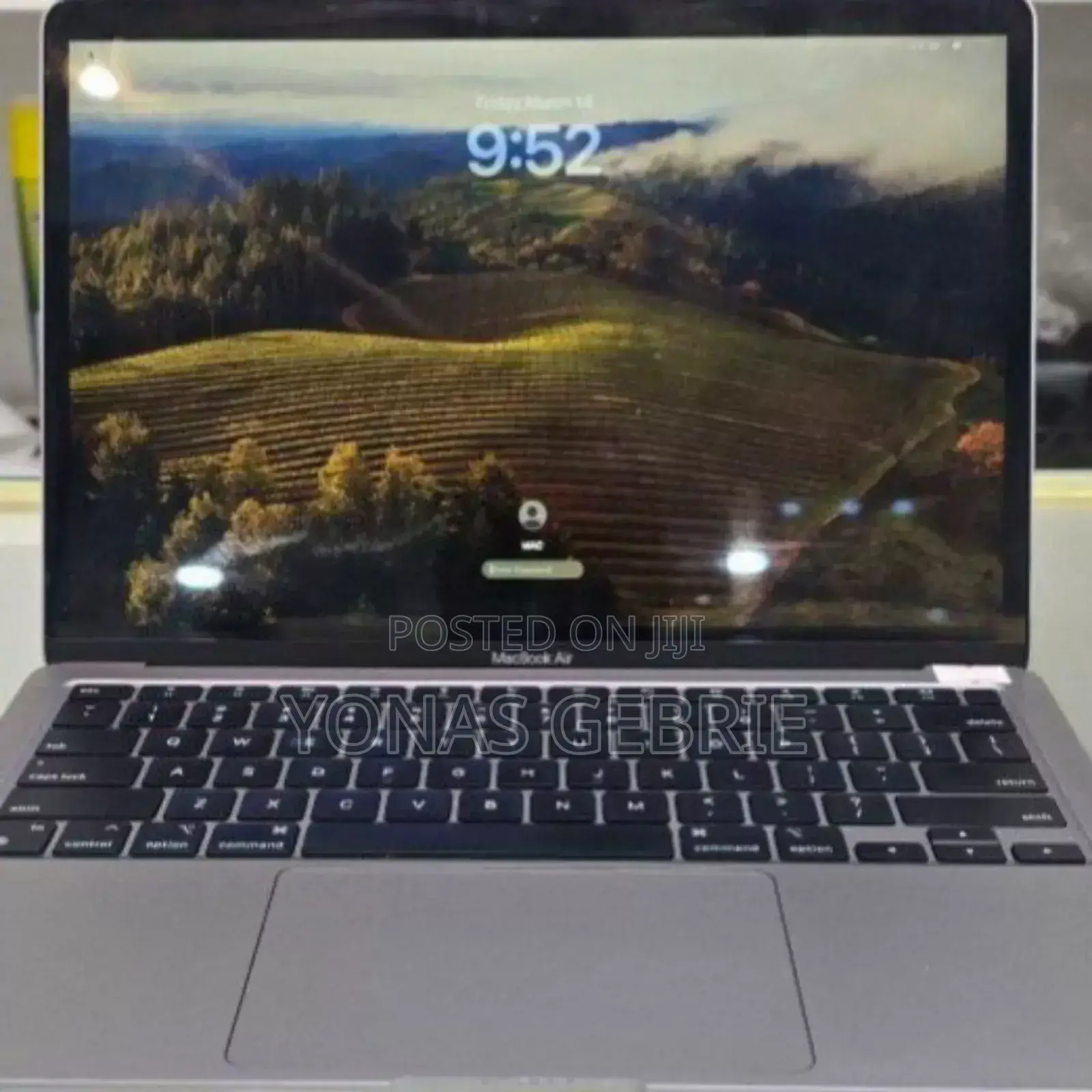 New Laptop Apple MacBook Air 2020 M1 8GB Apple M1 SSD 256GB