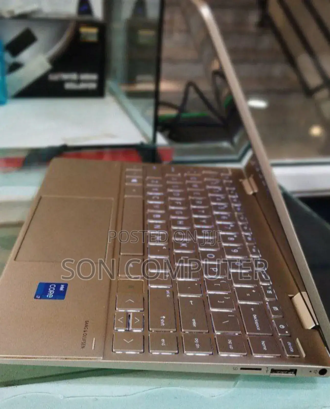 New Laptop HP Envy X360 8GB Intel Core I7 SSD 1T