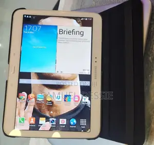 Photo - New Laptop Samsung 2GB SSD 16 GB