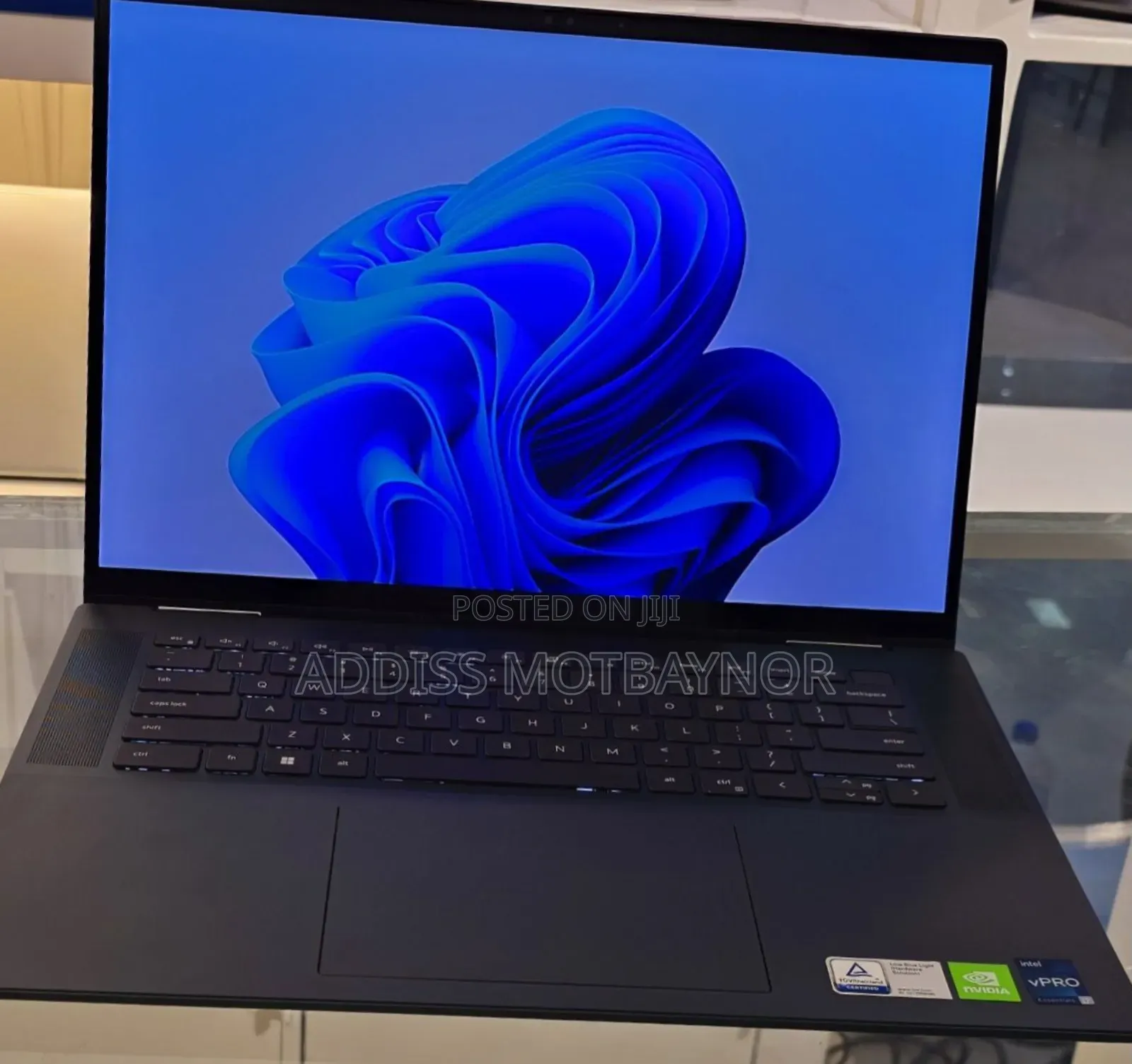 New Laptop Dell Inspiron 15 16GB Intel Core I7 SSD 512GB