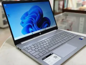New Laptop HP Stream Notebook 8GB Intel Core i7 SSD 512GB