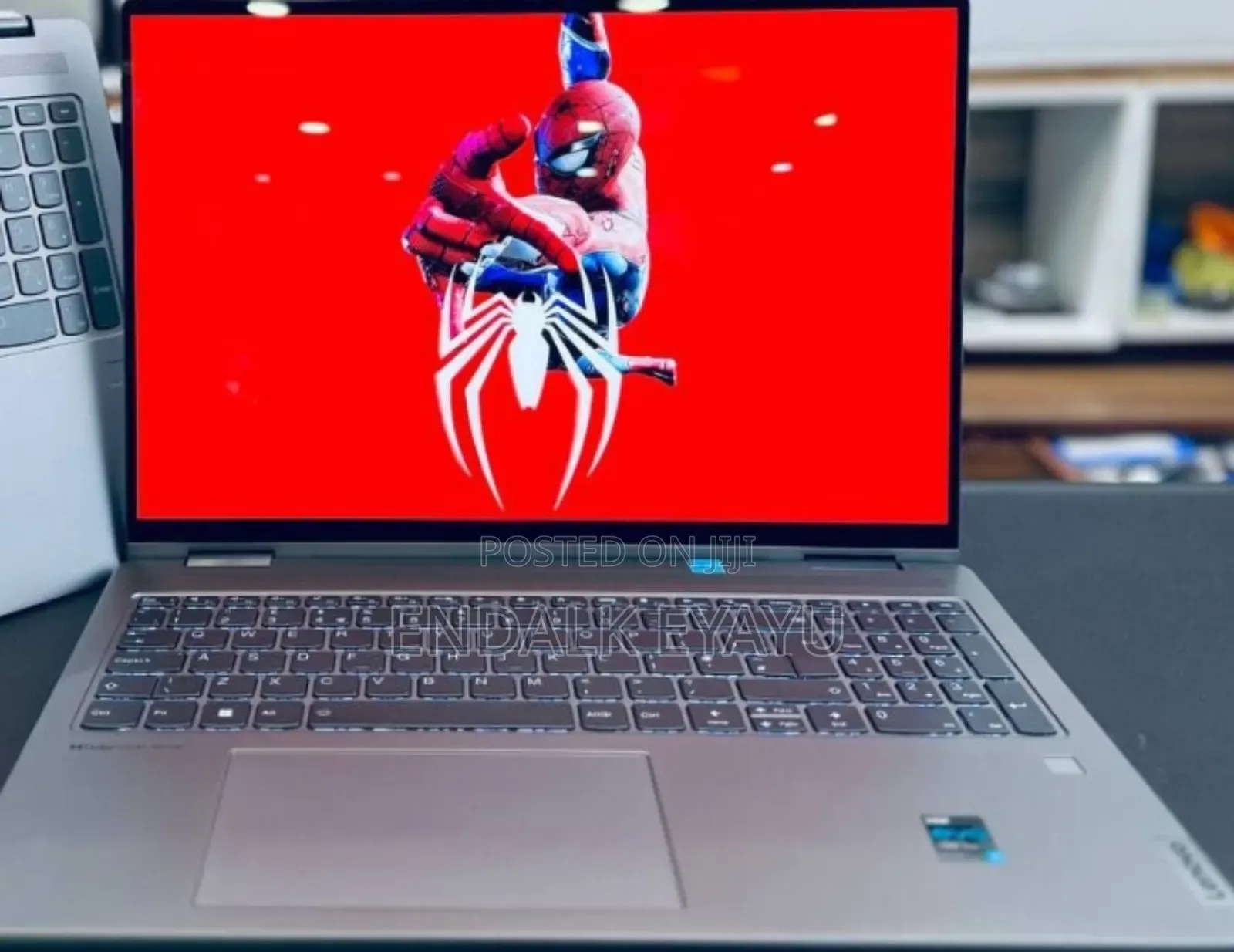 New Laptop Lenovo Yoga 7i 16GB Intel Core I7 SSD 1T