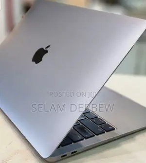 Photo - New Laptop Apple MacBook Air 16GB Apple M1 SSD 256GB