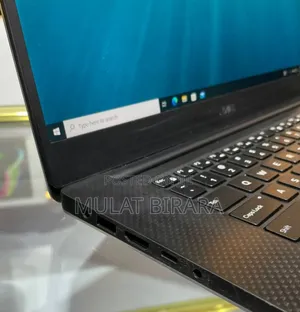 New Laptop Dell Precision 15 3520 16GB Intel Core I7 SSD 512GB