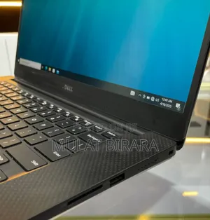 New Laptop Dell Precision 15 3520 16GB Intel Core I7 SSD 512GB