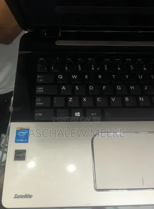 Photo - Laptop Toshiba Satellite C55 8GB Intel Core I3 HDD 1T