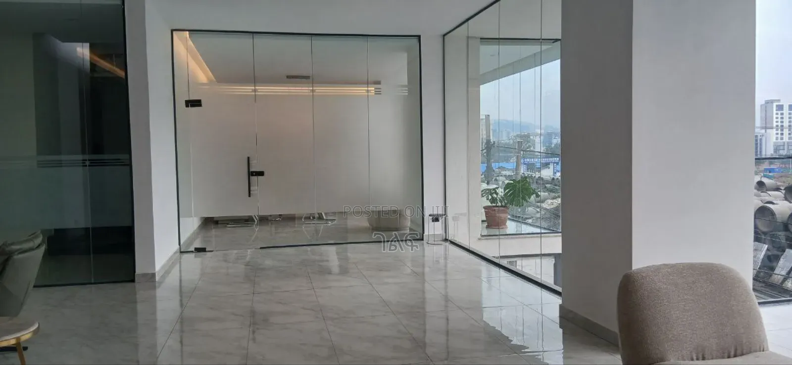 ቦሌ አደይ አበባ ስታዲየም ጋር 98% የተጠናቀቁ /የንግድ ሱቅ ሽያጭ በ15% ቅድመ ክፍያ ብቻ