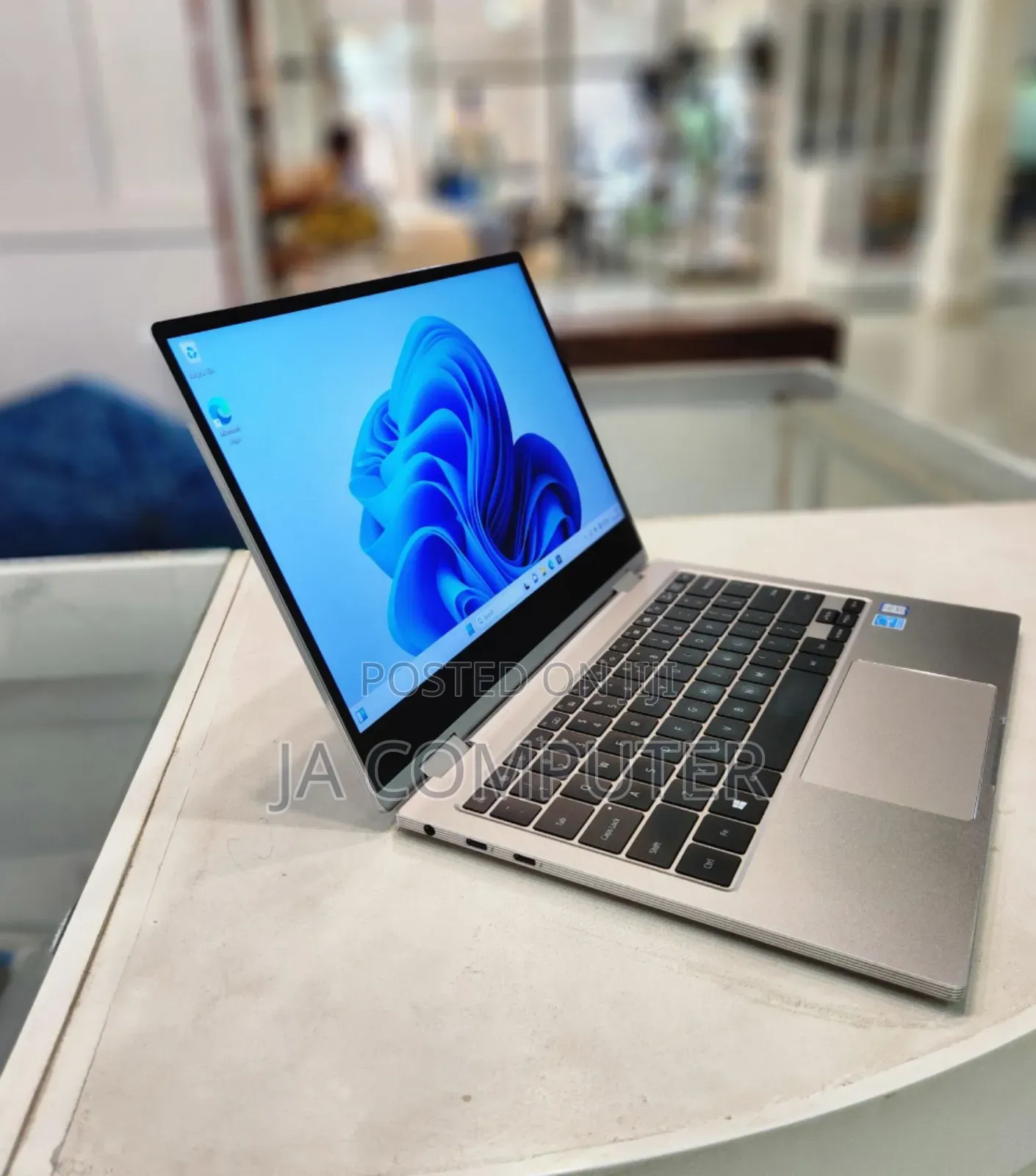 New Laptop Samsung 16GB Intel Core I7 SSD 512GB