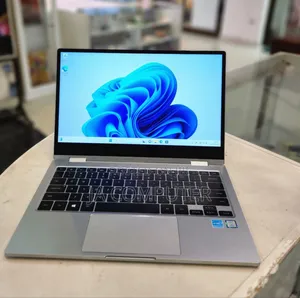 New Laptop Samsung 16GB Intel Core I7 SSD 512GB