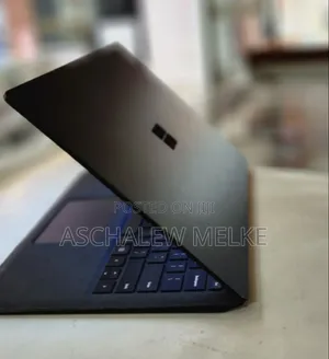 New Laptop Microsoft Surface 16GB Intel Core I7 SSD 512GB