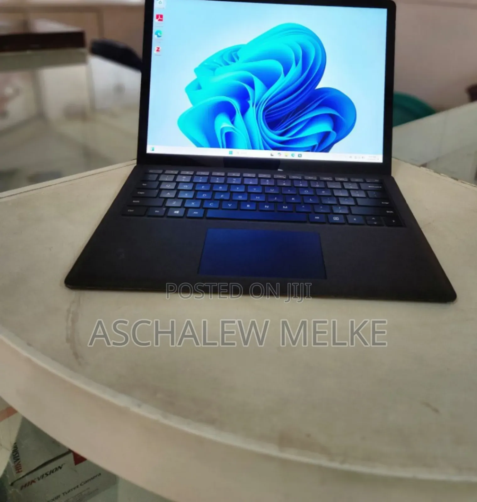 New Laptop Microsoft Surface 16GB Intel Core I7 SSD 512GB