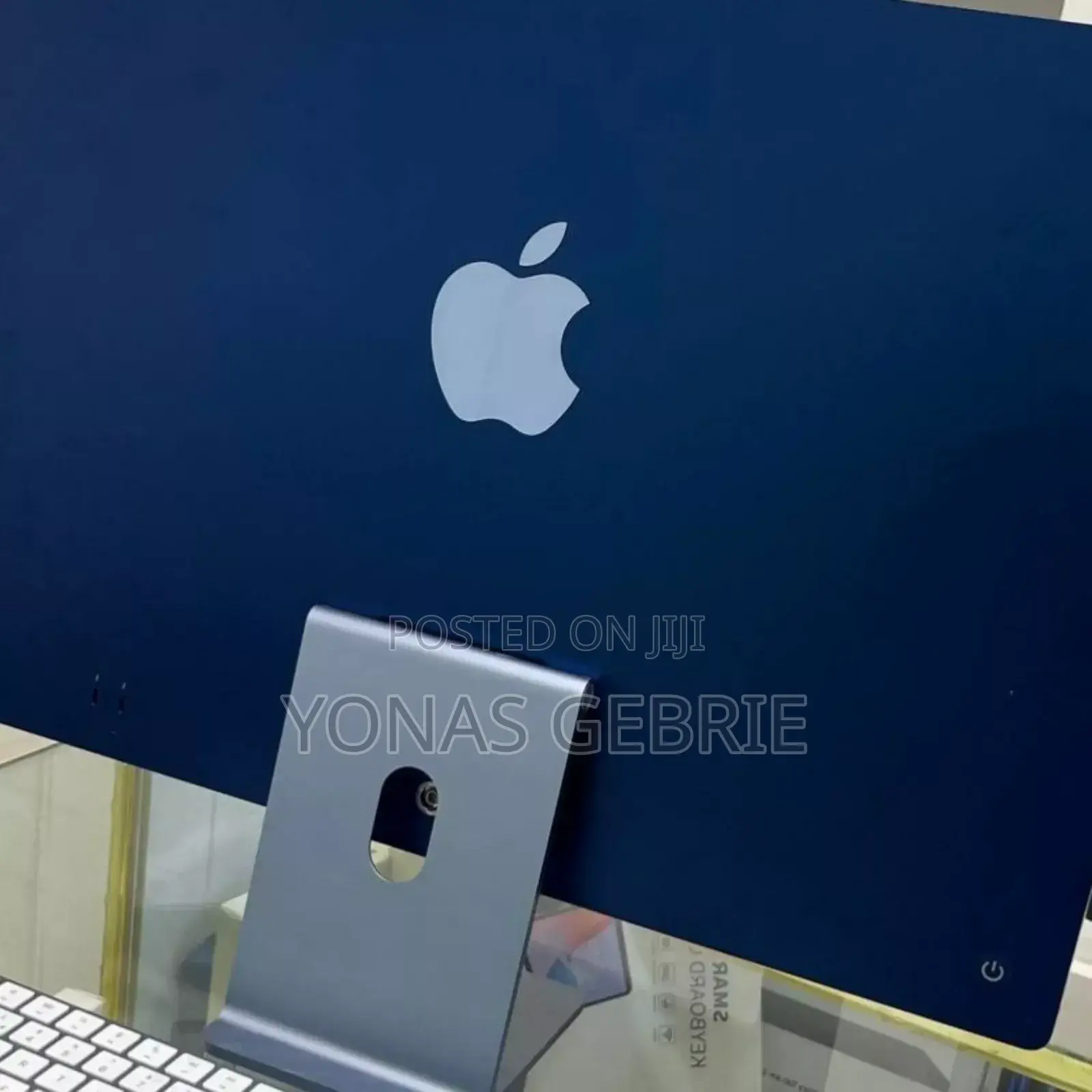 New Desktop Computer Apple iMac M3 8GB Apple M3 SSD 256GB