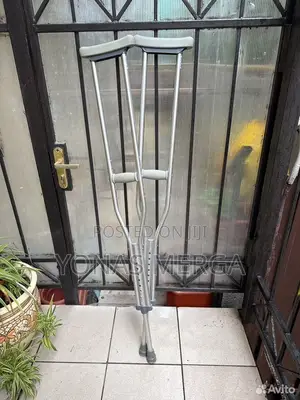 Photo - Axillary Crutch:Muleta Axilar (Par)Crutches፪鄉crutches Adult