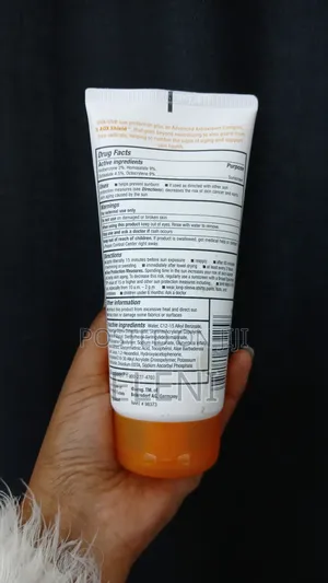 Eucerin Advanced Hydration Lightweight Sunscreen Lotion